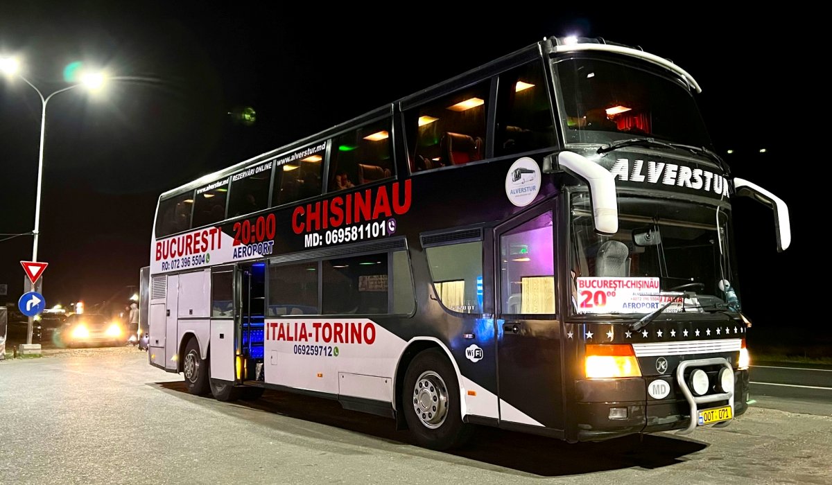 Setra S328DT